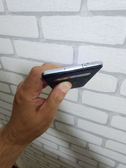 Samsung Galaxy S 10 5G 8/256 GB