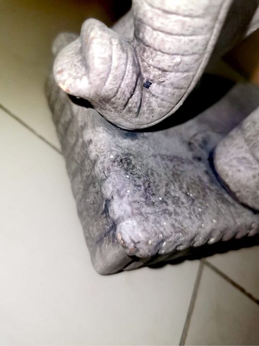 Слон фигура от керамика , декорация за къща градина офис !