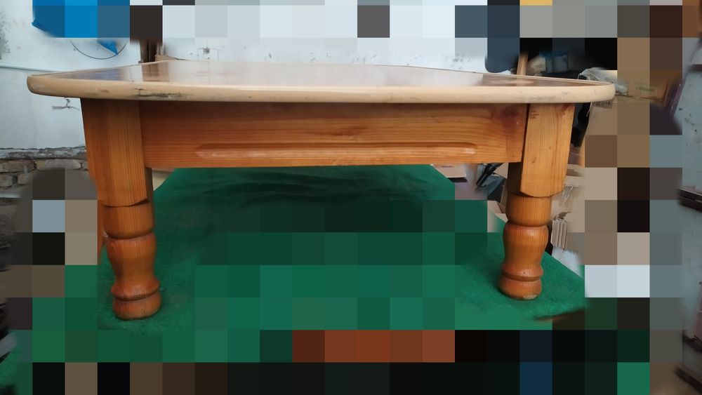 Продается стол дерево