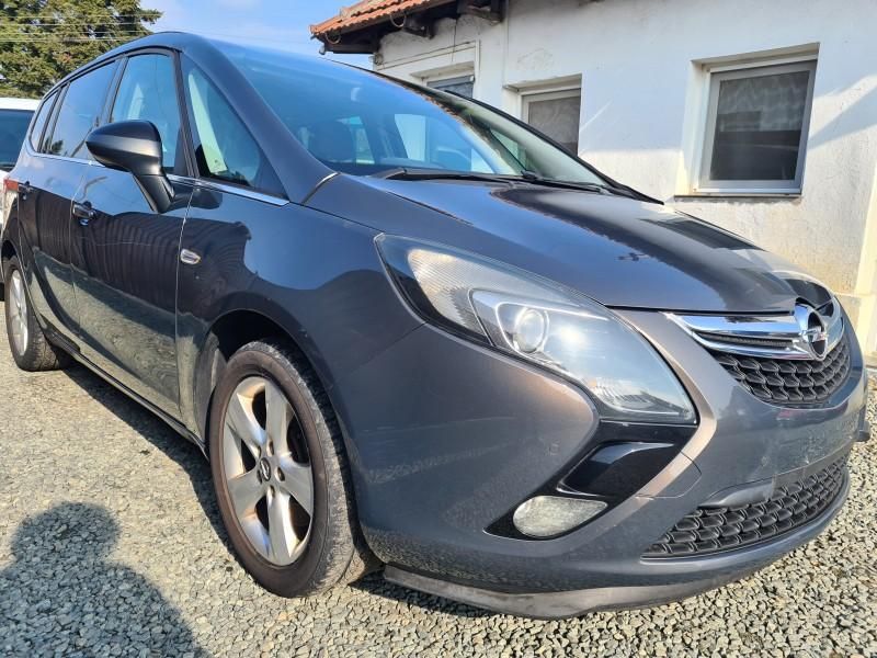 Lonjeron stânga cu contra aripa Opel Zafira C Tourer