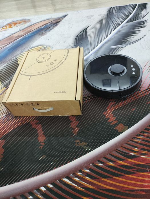 Продаётся робот пылесос моющий