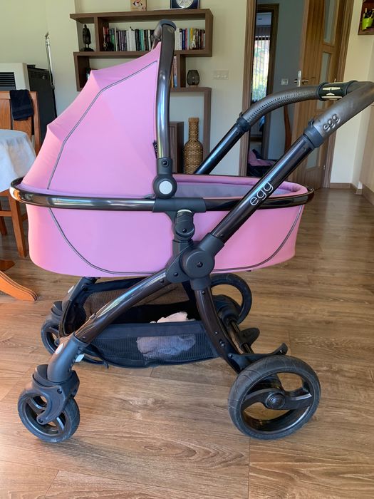 Бебешка количка egg