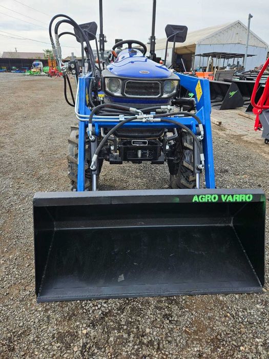 Incarcator mic cu cupa pentru tractoare pana in 40 cp