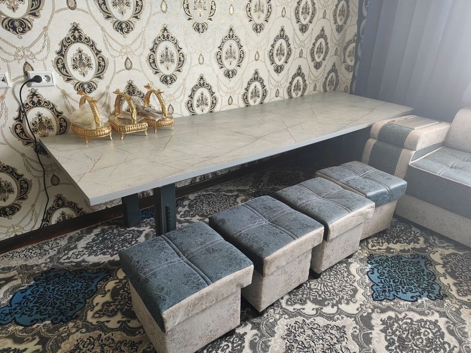 Продается стильный угловой диван