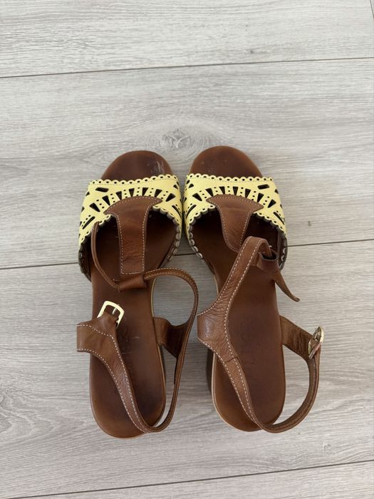 Продам летнюю обувь