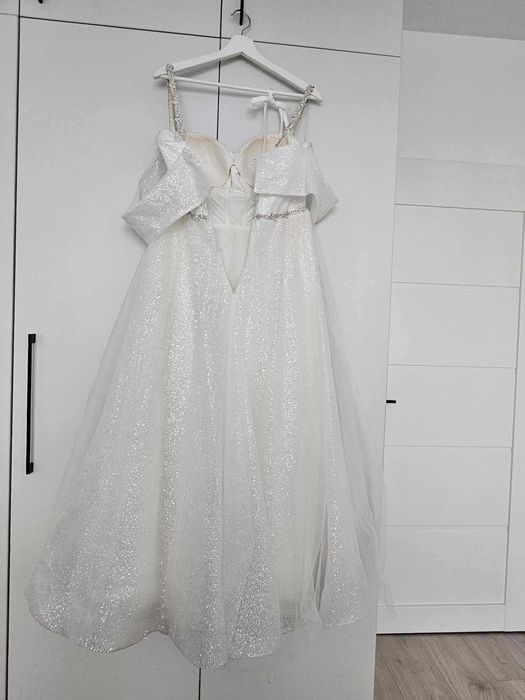 Продавам булчинска рокля