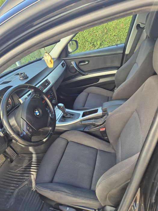 Vând BMW seria 3
