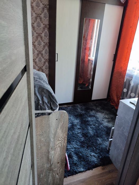 Продам двухкомнатную квартиру-студию.