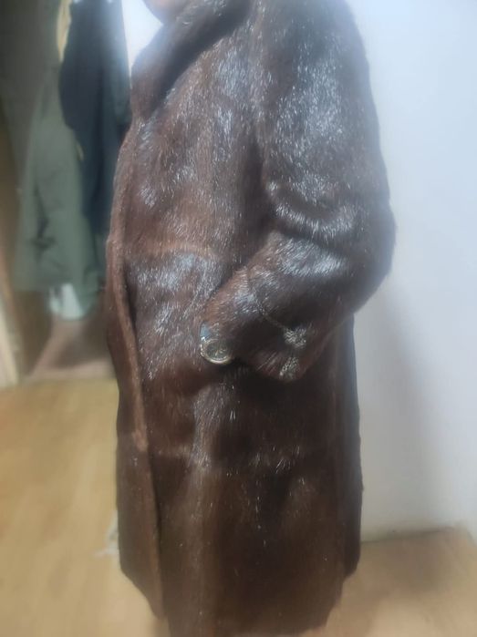Haina,palton,blana de nurca