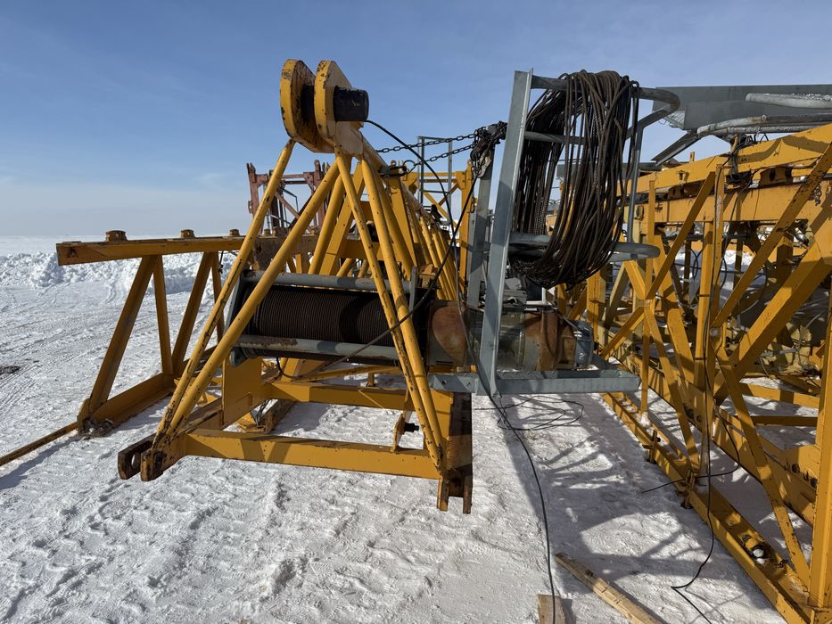 Продам башенный кран