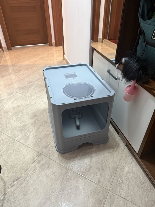 Котешка тоалетна