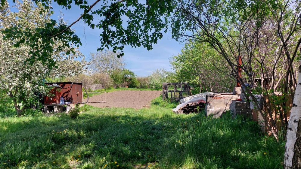 Продается дача, 2 этажа, 10 соток