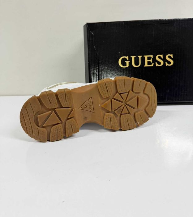 Guess Berrett Platform