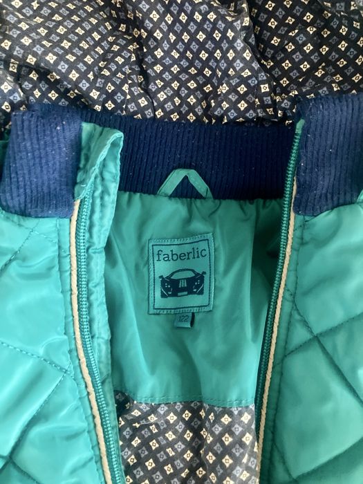 Продам куртку для мальчиков