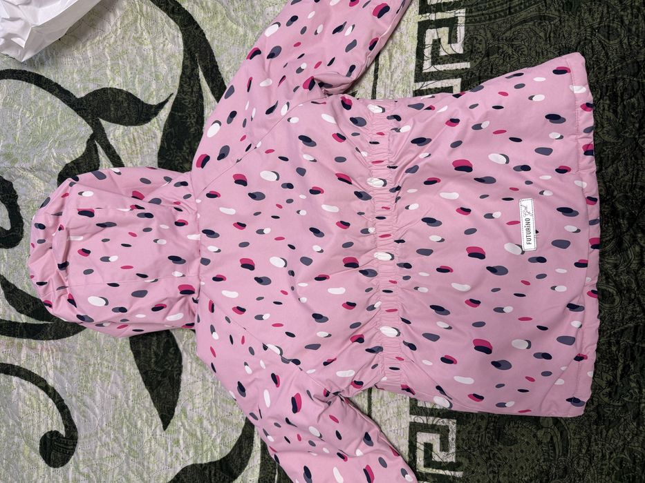 Продам комбинезон  для девочки