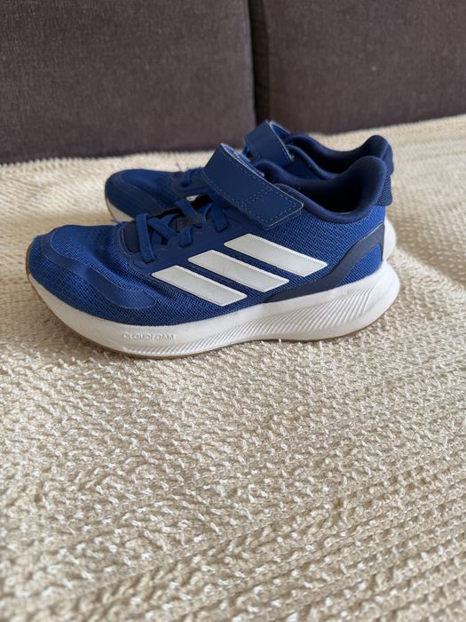 Кроссовки адидас оригинал