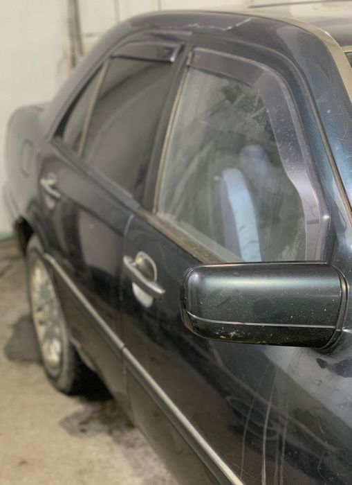 Mercedes Benz C180 W202