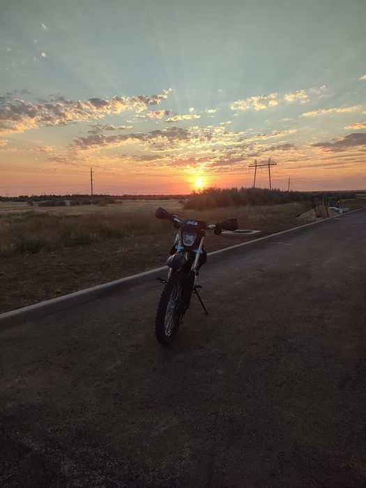 Продам Эндуро 300 куб