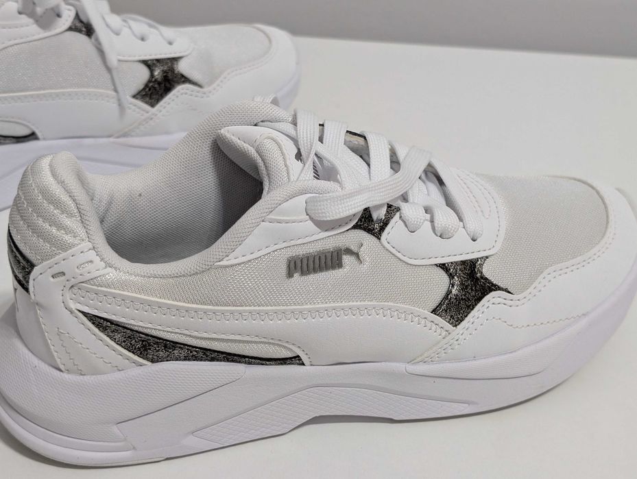 Pantofi Puma din piele ecologică, cu insertii de material textil.