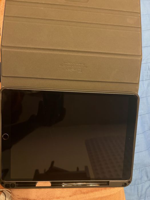 Ipad pro 10.5 inch 2017 in stare foarte buna