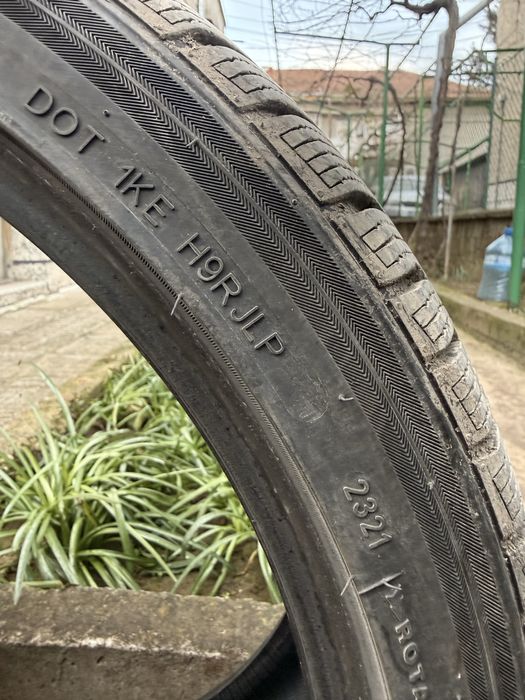 Зимни гуми 215/40/18