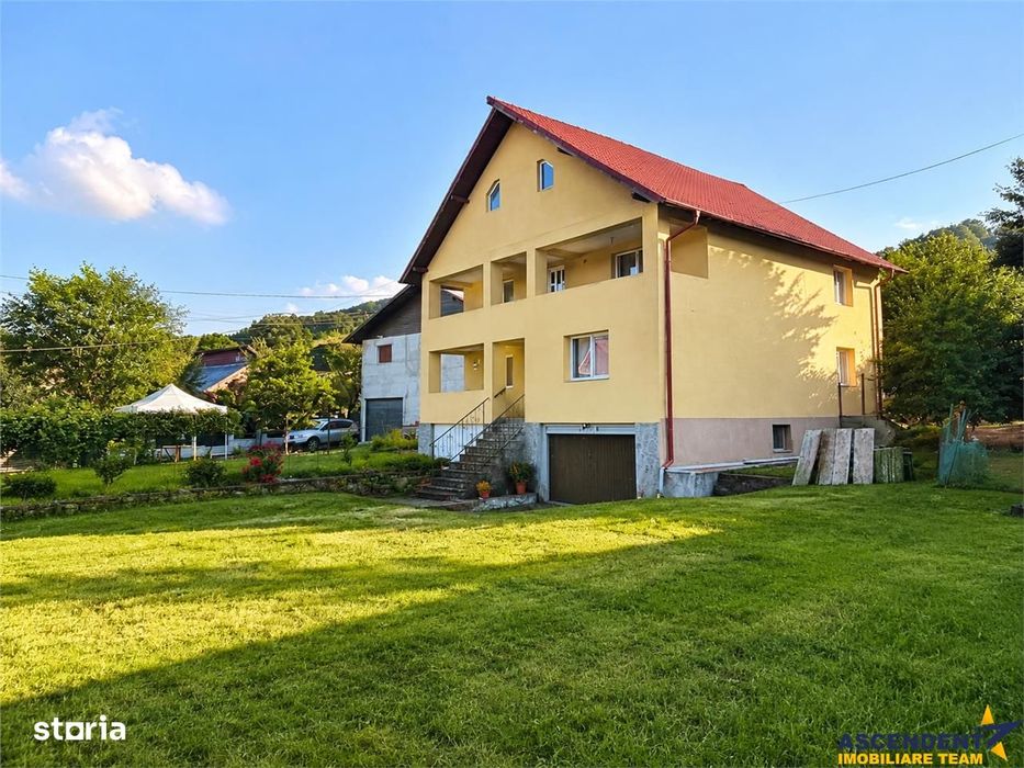 Vila deosebita in Runcu - Dambovita, natura,confort si priveliste deos