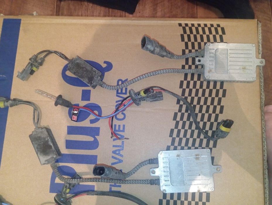 Передние фары ксенон