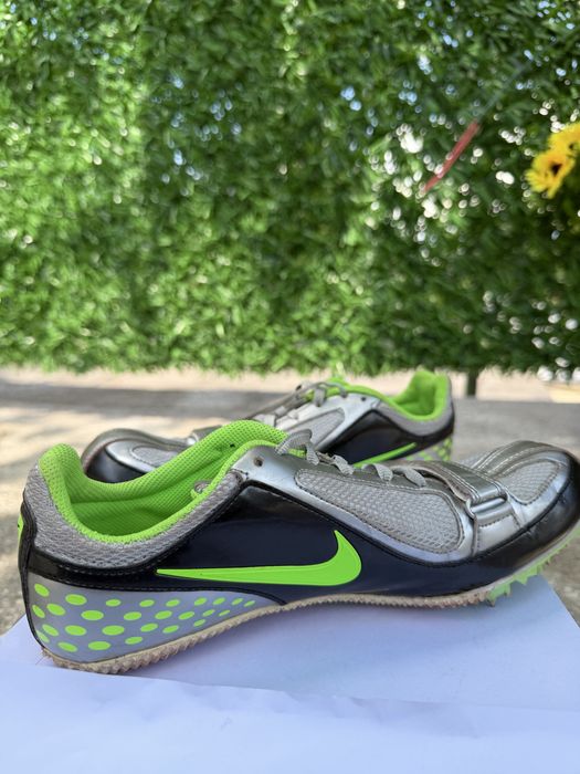 Оригинални Nike шпайкове №40 унисекс, подходящи за лека атлетика