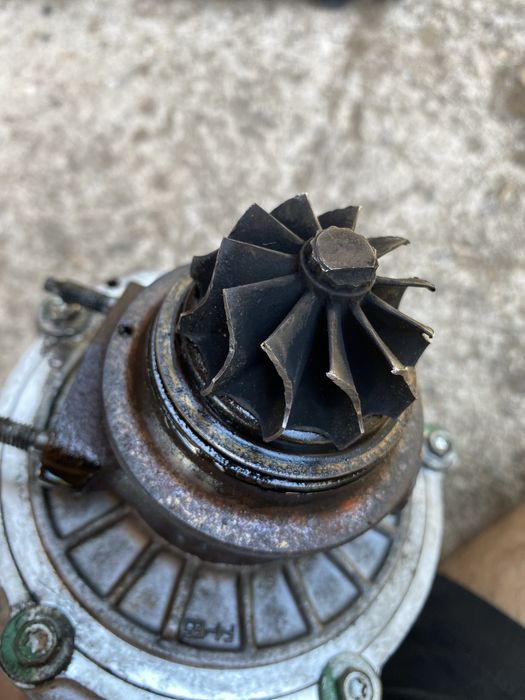 IHI Турбокомпресор E1151V4 - 0A0466