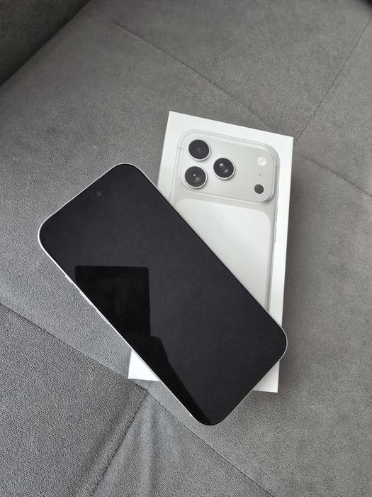 Iphone 17 pro неразличим от нов