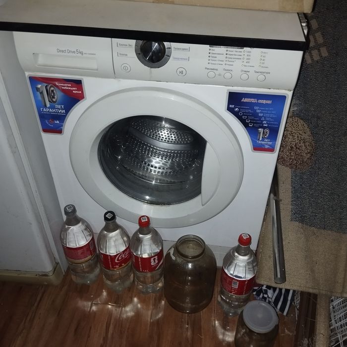 Продаётся стиральная машина LG ( не рабочая )