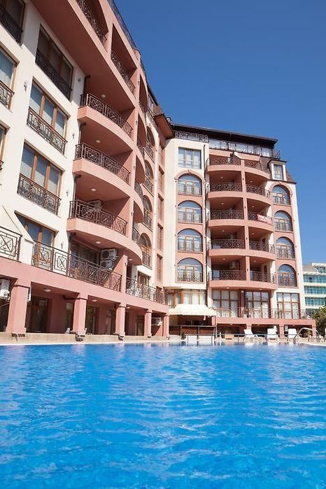 Продава се Тристаен апартамент в к.к. Слънчев бряг - 91 кв.м за 955 €/кв.м - Снимка #12