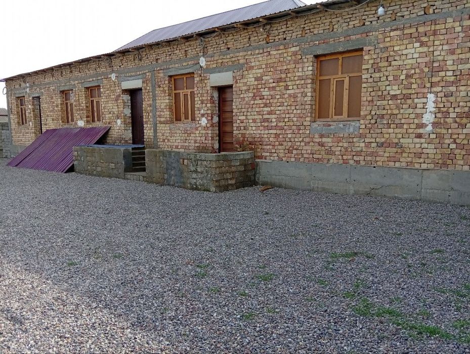 Ер ховли сотилади