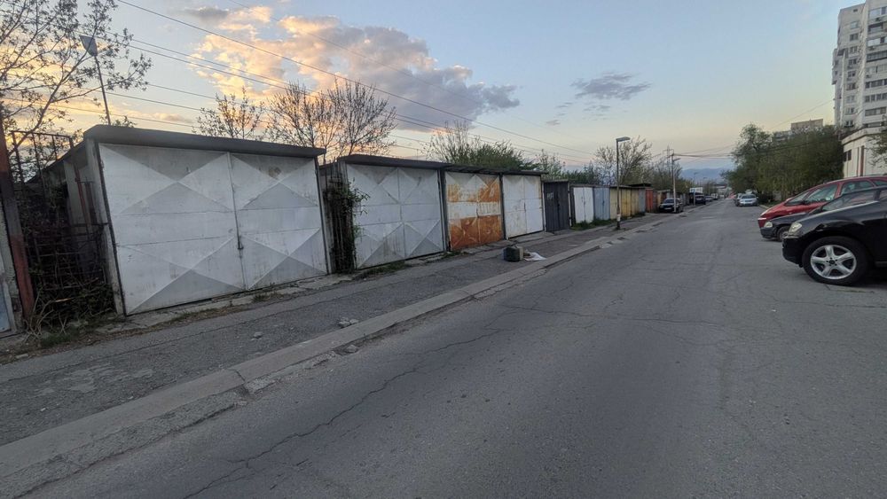 Гараж  под наем - Люлин 3