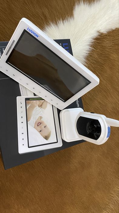 Видеокамера бебефон LUVION Prestige