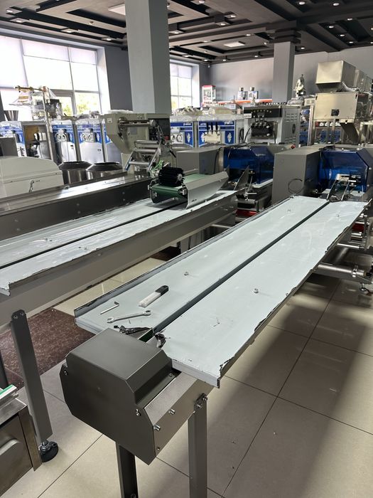 Горизантальный упаковщик автомат