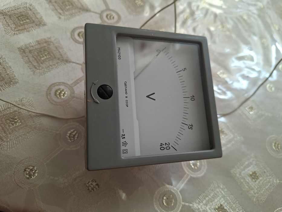 Волтиметир узгармас ток учун.