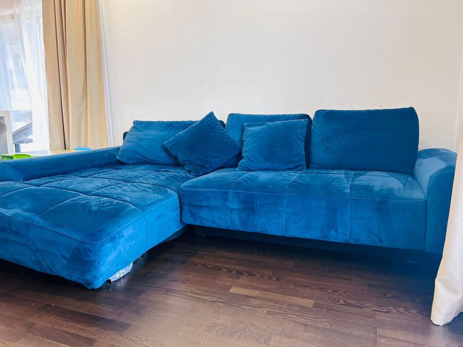 Vând canapea confortabilă cu ladă de depozitare si sezut - 280x180 cm
