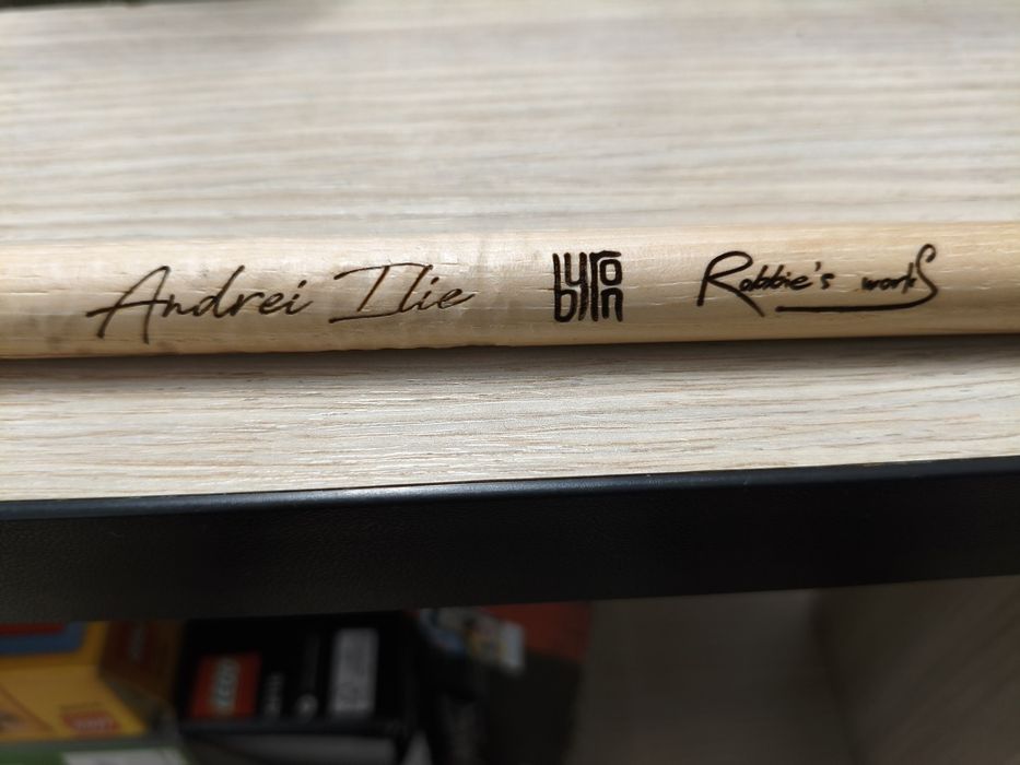 Baț percuție Byron