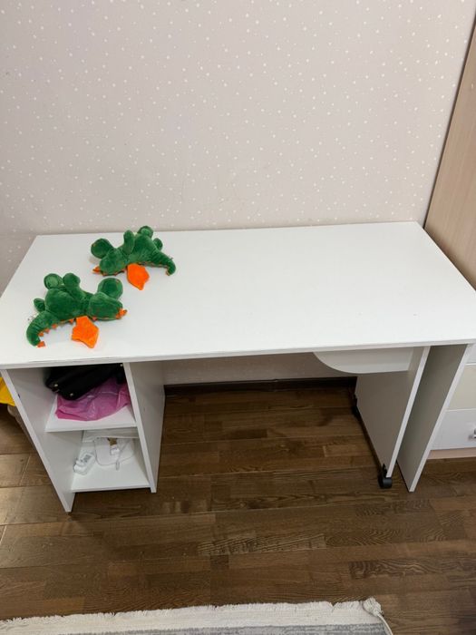 Белый Письменный стол