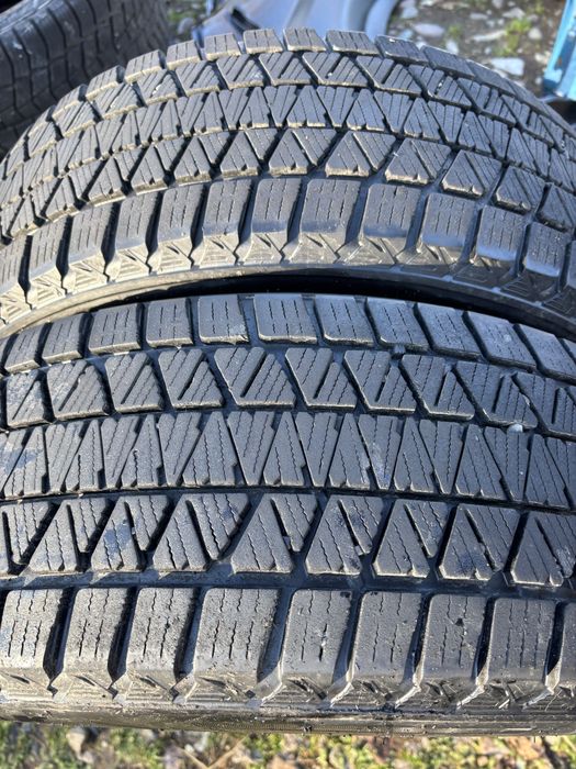 215/60 R17 2бр зимни гуми