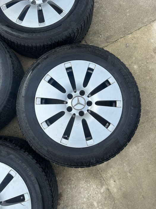 Jante Mercedes R16