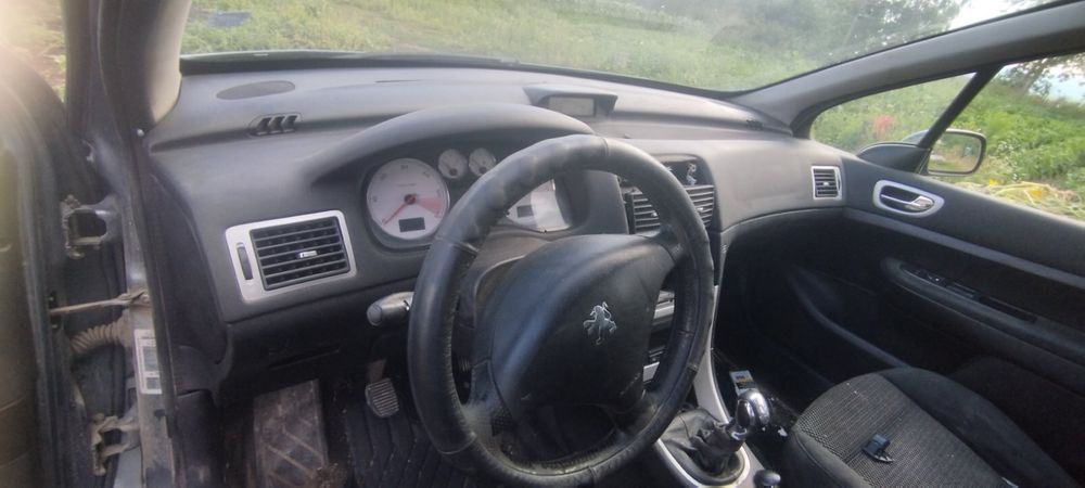 Пежо 307 HDI 1.6 ,90к .На части