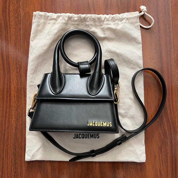 Geanta Jacquemus Le Chiquito Neagra din Piele Naturala