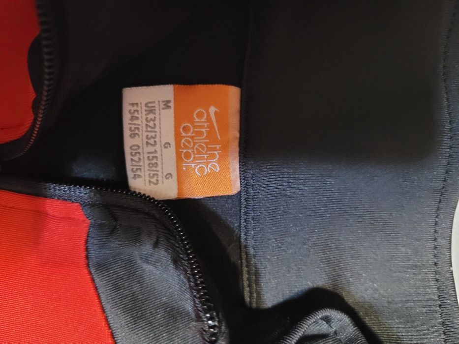 Спортен екип на NIKE