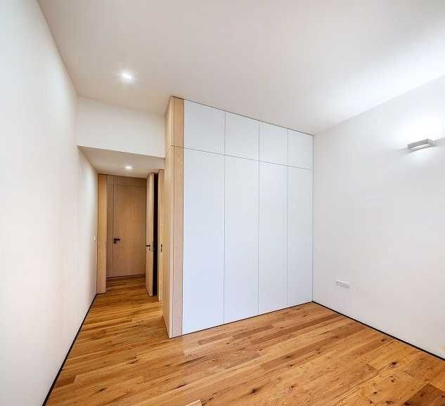 Дава се под наем Тристаен апартамент в Пловдив, Централна гара - 90 кв.м за 316.2 € - Снимка #1