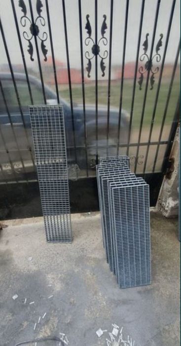 Trepte metalice zincate