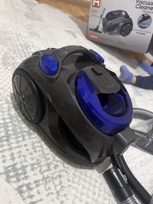 Продам новый  пылесос haley 1502