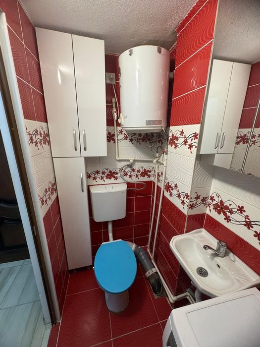 Inchiriez garsoniera