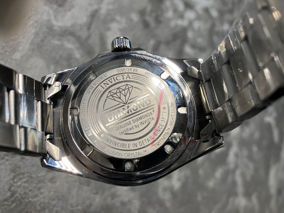 Часы мужские, бриллиантовые